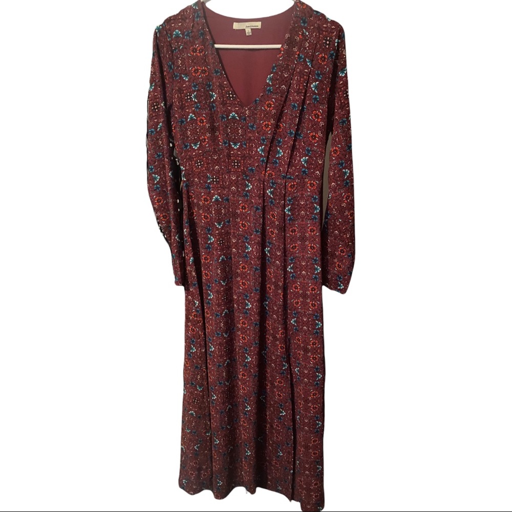 June and Hudson Long Sleeve Maxi Dress
